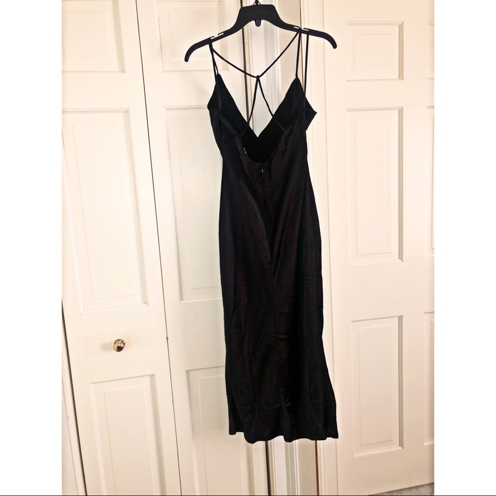 NWT EMBERLY DRESS - BLACK - Picture 3 of 7